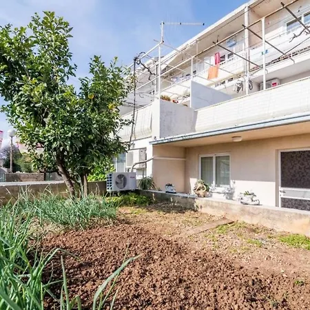 Apartment Nico - One Bedroom With Terrace - A1 *